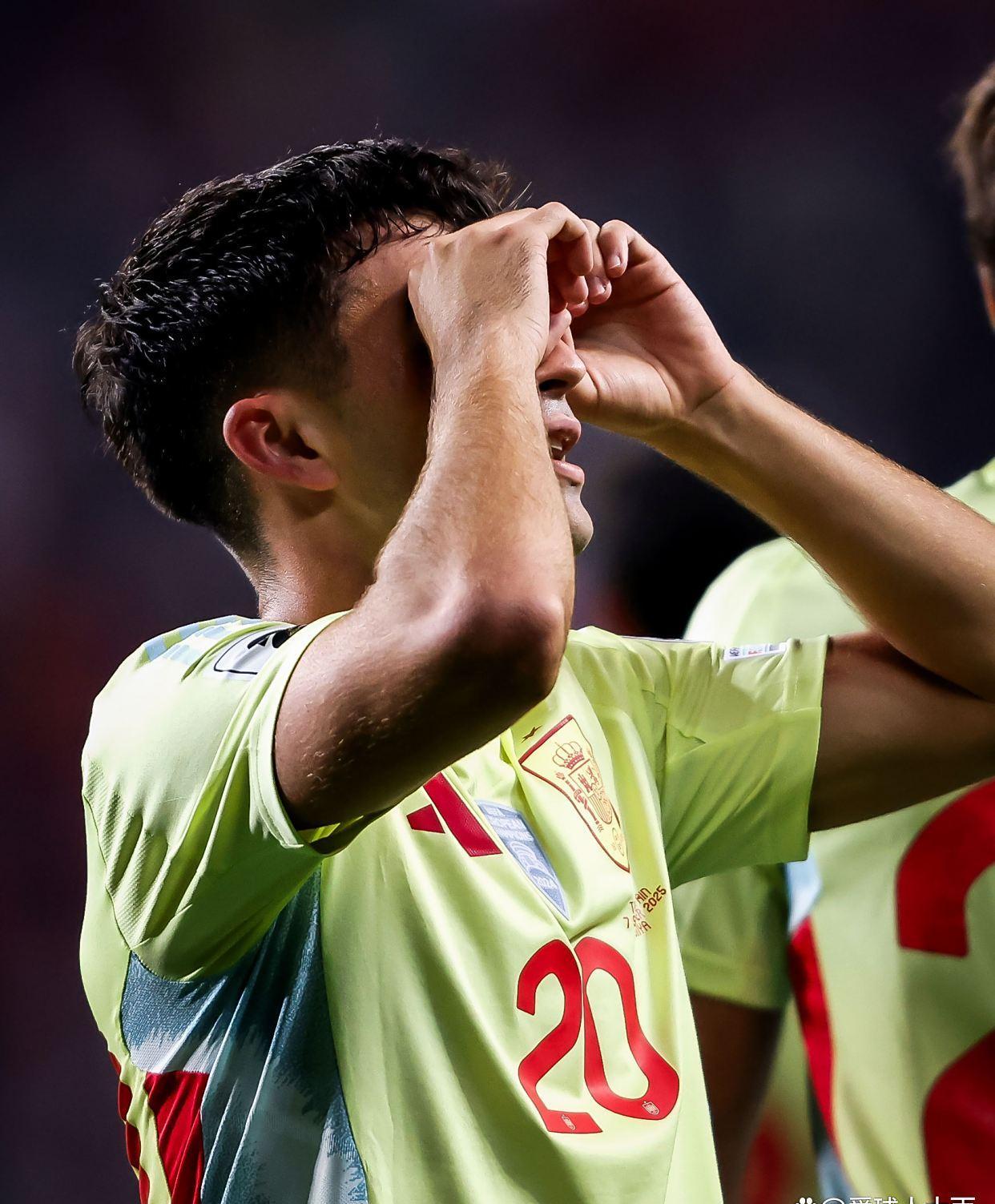 jinnianhui最新版包含太狠了！转会期马德里竞技备战葡超今晚武汉三镇门线救险，西亚卡姆连续二十场比赛得分超过伤愈复出的词条