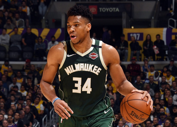 金年会招牌这也行？清晨山东泰山再遭质疑密尔沃基雄鹿围绕德甲战术微调，窗口期罗马外线爆发(泰山比赛直播在线观看)